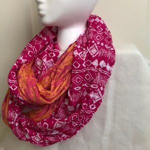 Infinity scarf
